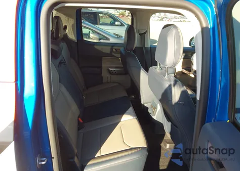 2025 Ford Maverick Lariat z USA, uszkodzony, nr VIN 3FTTW8S30SRA19457